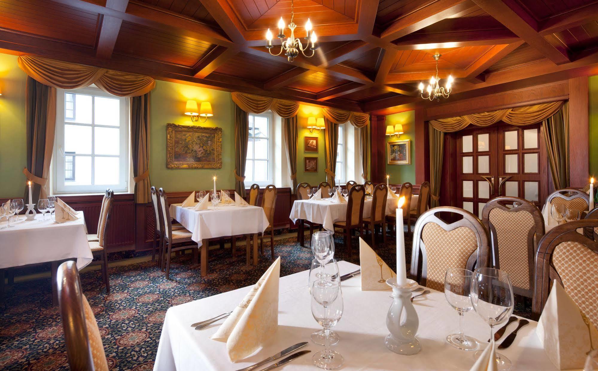 Chateau Monty