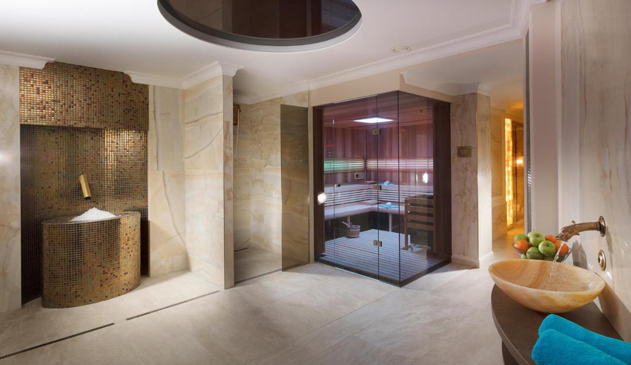 Chateau Monty Hotel 4*